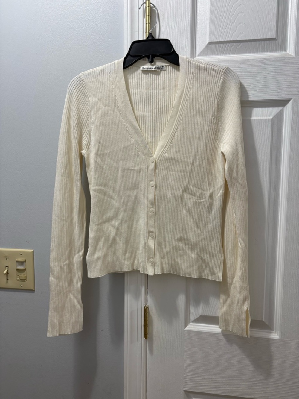 Abercrombie & Fitch Ribbed V-Neck Button Cardigan Split Hem Sleeves Size Medium